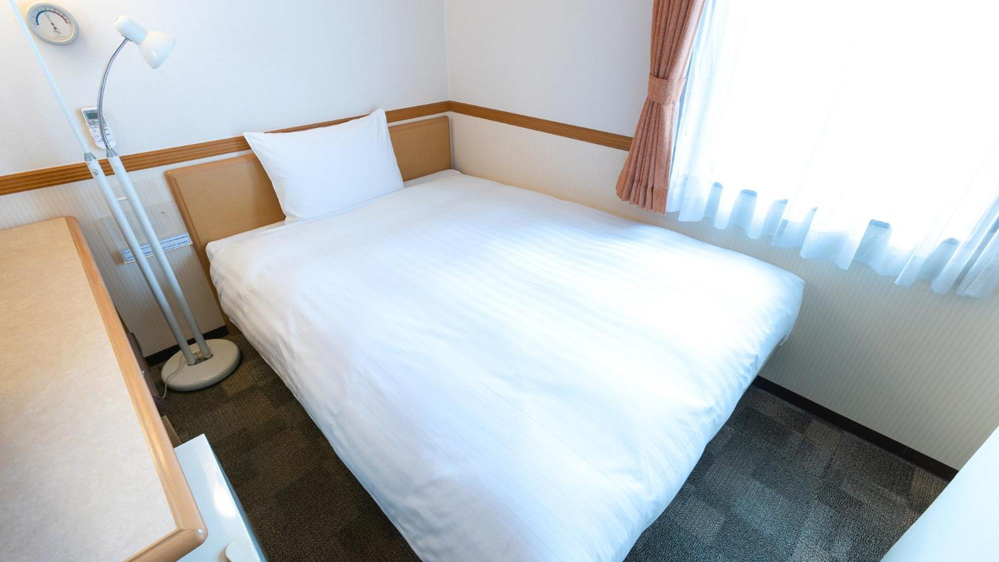 Toyoko Inn Kobe Sannomiya-Eki Higashi Номер фото