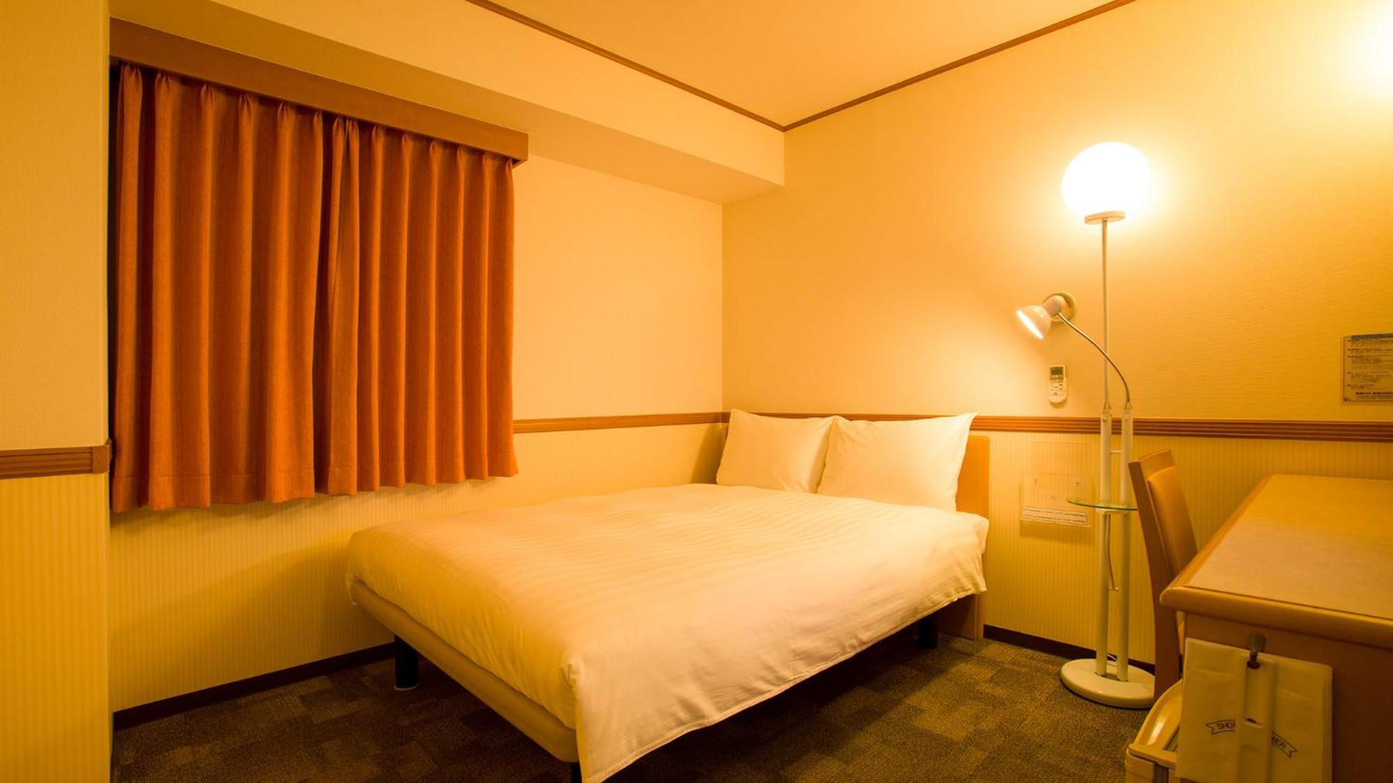 Toyoko Inn Kobe Sannomiya-Eki Higashi Номер фото