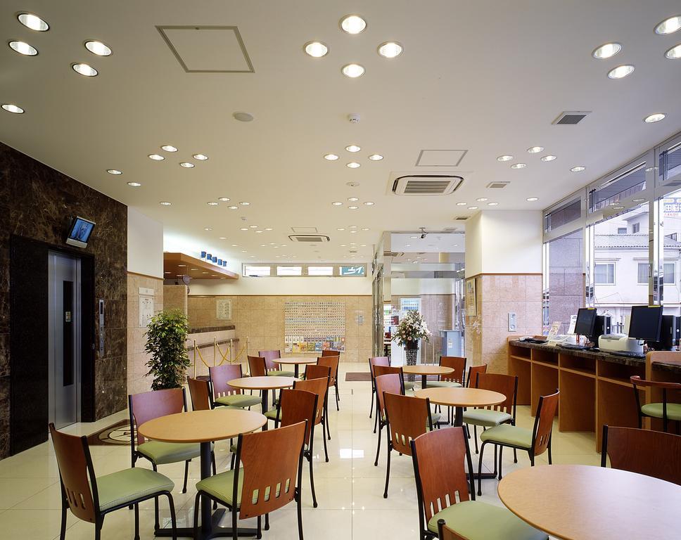 Toyoko Inn Kobe Sannomiya-Eki Higashi Экстерьер фото
