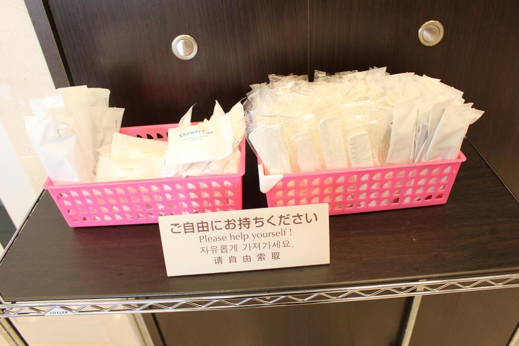 Toyoko Inn Kobe Sannomiya-Eki Higashi Экстерьер фото